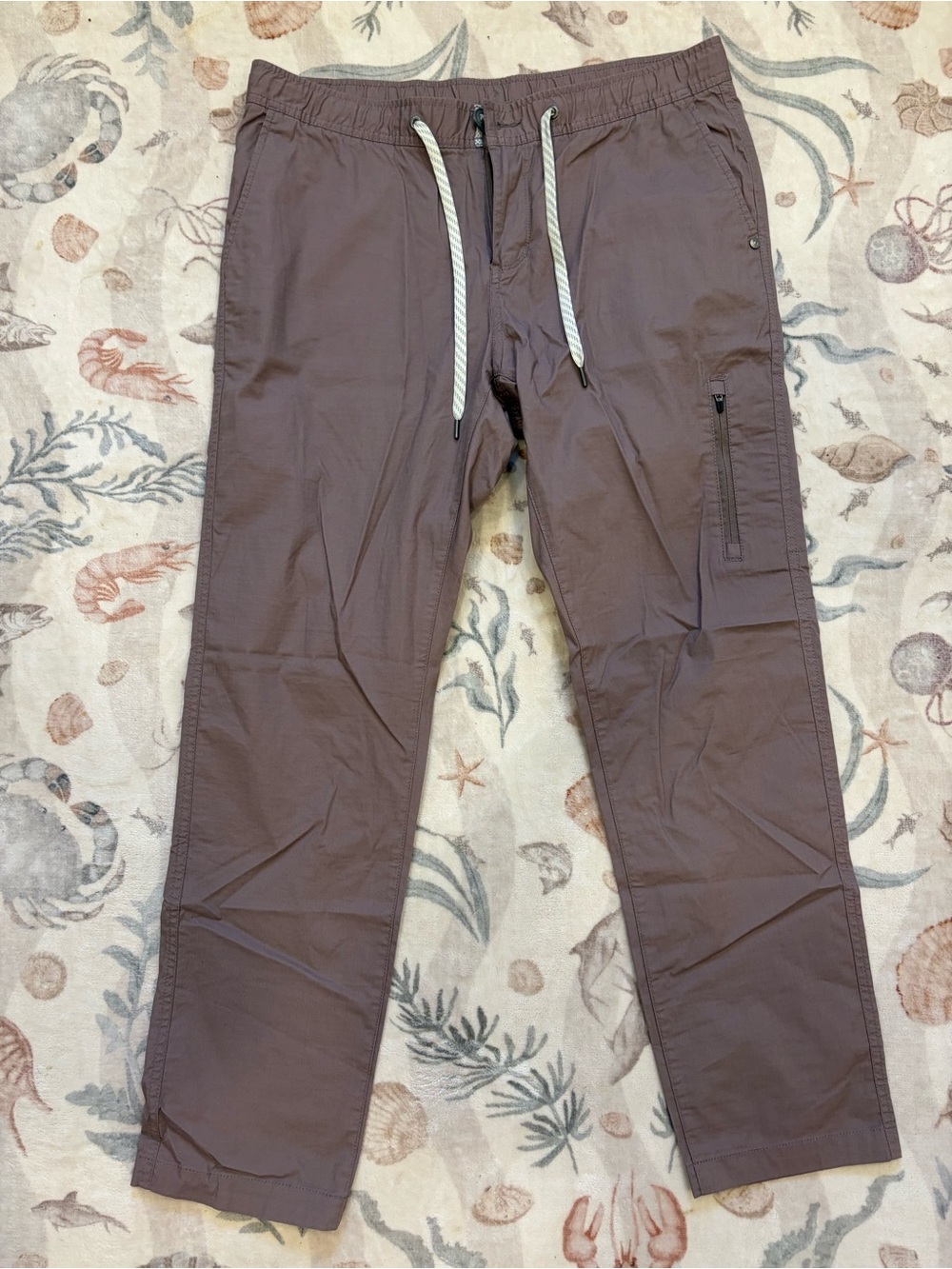 Vuori Mauve-Brown Drawstring Joggers with Zipper Pocket